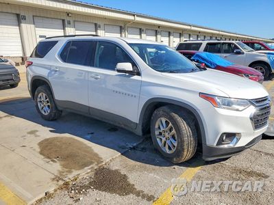 Czwarte zdjęcie samochodu z boku: 2019 CHEVROLET TRAVERSE LT VIN:1GNERGKW2KJ209878 - miniatura
