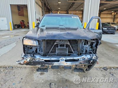 Piąte zdjęcie samochodu w środku: 2005 CHEVROLET SILVERADO C1500 VIN:2GCEC13T051362589 - miniatura