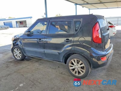 Drugie zdjęcie samochodu z przodu: 2012 KIA SOUL + VIN:KNDJT2A67C7742837 - miniatura