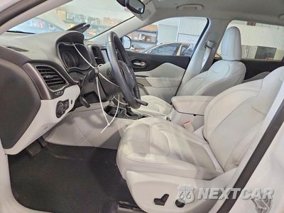 Zdjęcie 7 z 14 samochodu: 2019 JEEP CHEROKEE LIMITED VIN:1C4PJMDXXKD338236 - miniatura