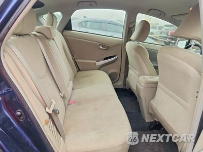Zdjęcie 10 z 13 samochodu: 2014 TOYOTA PRIUS THREE VIN:JTDKN3DU7E0389624 - miniatura