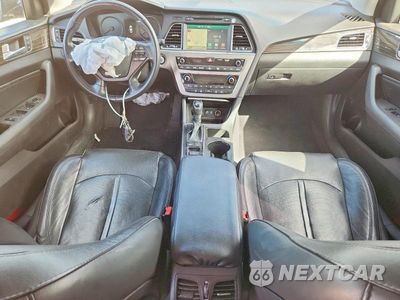 Zdjęcie 8 z 12 samochodu: 2015 HYUNDAI SONATA LIMITED VIN:5NPE34AF4FH178707 - miniatura