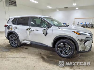 Czwarte zdjęcie samochodu z boku: 2024 NISSAN ROGUE SV VIN:5N1BT3BB7RC700007 - miniatura