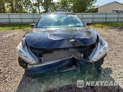 Piąte zdjęcie samochodu w środku: 2018 NISSAN ALTIMA 2.5 SV VIN:1N4AL3AP1JC191877 - miniatura
