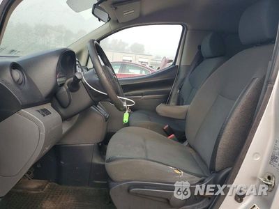 Zdjęcie 7 z 13 samochodu: 2015 NISSAN NV200 DELIVERY VAN VIN:3N6CM0KN0FK695296 - miniatura