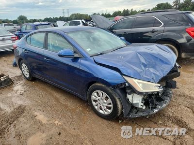 Czwarte zdjęcie samochodu z boku: 2019 HYUNDAI ELANTRA SE VIN:5NPD74LF9KH483448 - miniatura