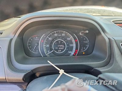 Zdjęcie 9 z 13 samochodu: 2016 HONDA CR-V VIN:2HKRM4H79GH634411 - miniatura