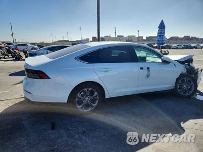 Trzecie zdjęcie samochodu z tyłu: 2024 HONDA ACCORD HYBRID EXL VIN:1HGCY2F63RA045276 - miniatura