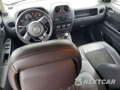 Zdjęcie 8 z 14 samochodu: 2016 JEEP PATRIOT SPORT VIN:1C4NJRBB9GD613761 - miniatura
