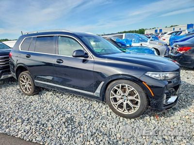Czwarte zdjęcie samochodu z boku: 2021 BMW X7 XDRIVE40I VIN:5UXCW2C00M9F85653 - miniatura