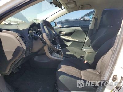 Zdjęcie 7 z 12 samochodu: 2012 TOYOTA COROLLA S VIN:2T1BU4EE8CC770319 - miniatura