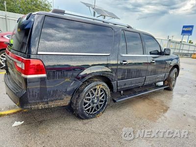 Trzecie zdjęcie samochodu z tyłu: 2017 LINCOLN NAVIGATOR L RESERVE VIN:5LMJJ3LT7HEL04183 - miniatura