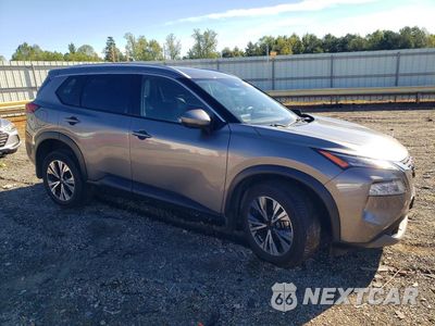 Czwarte zdjęcie samochodu z boku: 2021 NISSAN ROGUE SV VIN:JN8AT3BB9MW234219 - miniatura