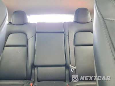 Zdjęcie 10 z 13 samochodu: 2024 TESLA MODEL Y VIN:7SAYGAEE5RF046188 - miniatura