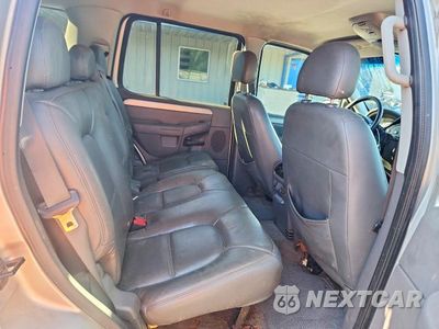 Zdjęcie 11 z 13 samochodu: 2004 FORD EXPLORER XLT VIN:1FMZU73K04ZA18058 - miniatura