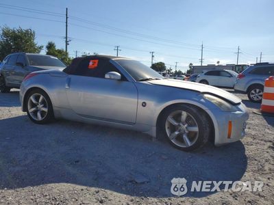 Czwarte zdjęcie samochodu z boku: 2006 NISSAN 350Z ENTHUSIAST VIN:JN1AZ36A66M453166 - miniatura