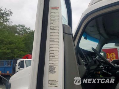 Zdjęcie 12 z 13 samochodu: 2016 KENWORTH T680 SEMI TRUCK VIN:1XKYA48X7GJ496304 - miniatura