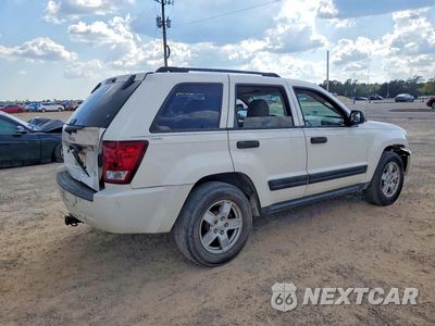 Trzecie zdjęcie samochodu z tyłu: 2005 JEEP GRAND CHEROKEE LAREDO VIN:1J4GR48K25C521464 - miniatura