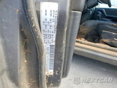 Zdjęcie 13 z 13 samochodu: 2004 JEEP GRAND CHEROKEE LAREDO VIN:1J4GW48S54C325364 - miniatura
