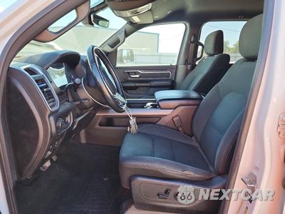 Zdjęcie 7 z 12 samochodu: 2021 RAM 1500 BIG HORN/LONE STAR VIN:1C6SRFFT5MN509343 - miniatura