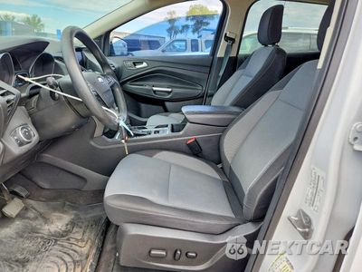 Zdjęcie 7 z 13 samochodu: 2018 FORD ESCAPE SE VIN:1FMCU9GD1JUC59777 - miniatura