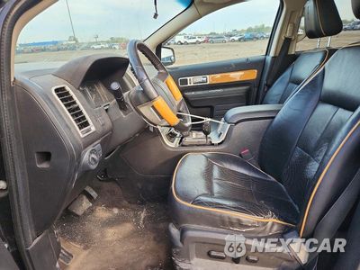 Zdjęcie 7 z 13 samochodu: 2009 LINCOLN MKX VIN:2LMDU88C29BJ11289 - miniatura