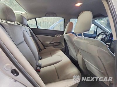 Zdjęcie 10 z 13 samochodu: 2015 HONDA CIVIC LX VIN:19XFB2F52FE080419 - miniatura