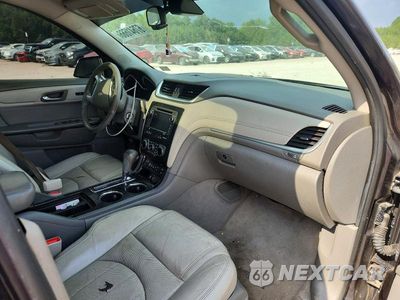 Zdjęcie 8 z 12 samochodu: 2015 CHEVROLET TRAVERSE LTZ VIN:1GNKVJKD7FJ267453 - miniatura