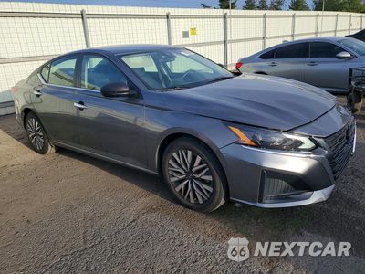 Czwarte zdjęcie samochodu z boku: 2025 NISSAN ALTIMA SV VIN:1N4BL4DV1SN309887 - miniatura