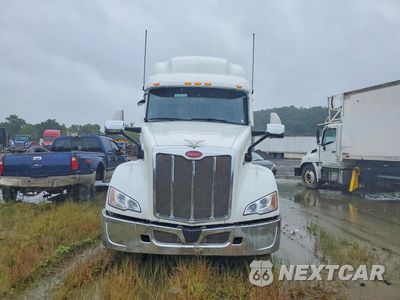 Piąte zdjęcie samochodu w środku: 2023 PETERBILT 579 VIN:1XPBDP9X6PD850481 - miniatura
