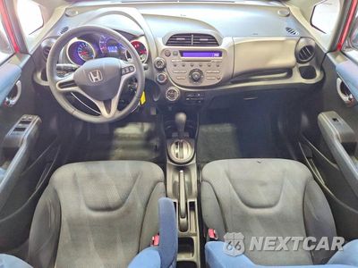 Zdjęcie 8 z 13 samochodu: 2009 HONDA FIT SPORT VIN:JHMGE884X9S021038 - miniatura