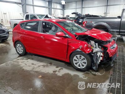 Czwarte zdjęcie samochodu z boku: 2016 HYUNDAI ACCENT SE VIN:KMHCT5AE5GU281433 - miniatura