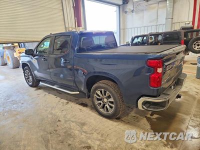 Drugie zdjęcie samochodu z przodu: 2021 CHEVROLET SILVERADO K1500 LT VIN:1GCUYDED2MZ233988 - miniatura