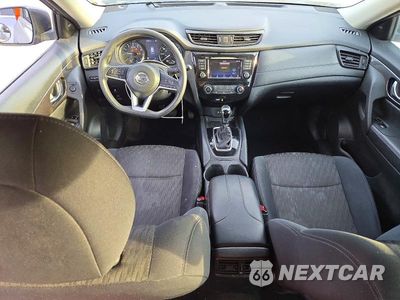 Zdjęcie 8 z 13 samochodu: 2018 NISSAN ROGUE S VIN:5N1AT2MV8JC729453 - miniatura