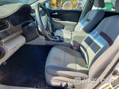 Zdjęcie 7 z 12 samochodu: 2014 TOYOTA CAMRY LE VIN:4T4BF1FK3ER372035 - miniatura