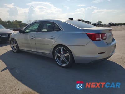 Drugie zdjęcie samochodu z przodu: 2015 CHEVROLET MALIBU LS VIN:1G11B5SL2FF111411 - miniatura
