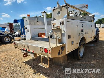 Trzecie zdjęcie samochodu z tyłu: 2013 FORD F450 SUPER DUTY BUCKET TRUCK VIN:1FDUF4GY5DEB54291 - miniatura