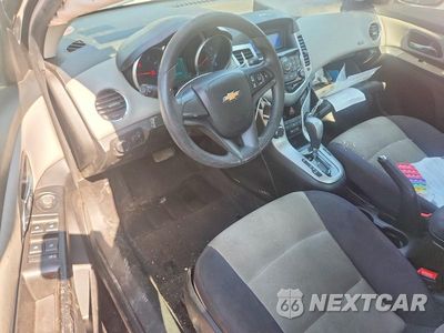 Zdjęcie 8 z 12 samochodu: 2014 CHEVROLET CRUZE LS VIN:1G1PA5SH0E7221570 - miniatura