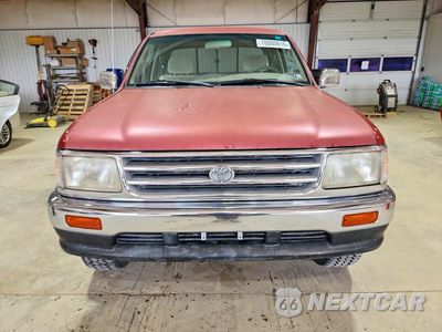 Piąte zdjęcie samochodu w środku: 1997 TOYOTA T100 SR5 VIN:JT4UN24D4V0045459 - miniatura