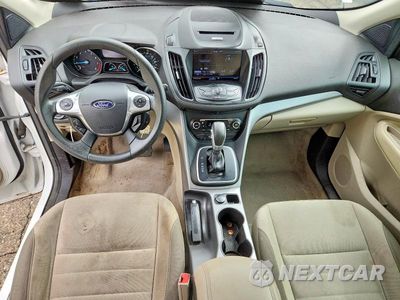 Zdjęcie 8 z 13 samochodu: 2013 FORD ESCAPE SE VIN:1FMCU0GX5DUB38406 - miniatura