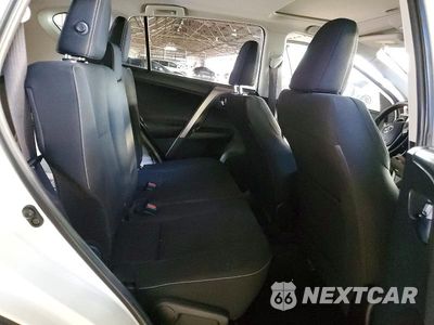 Zdjęcie 10 z 12 samochodu: 2018 TOYOTA RAV4 XLE VIN:JTMWFREV6JJ737331 - miniatura