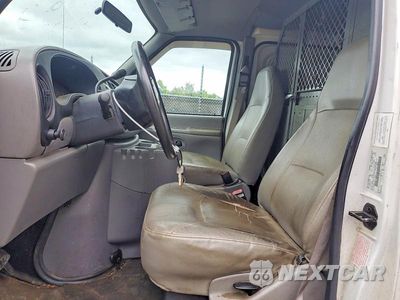 Zdjęcie 7 z 13 samochodu: 2000 FORD ECONOLINE E250 VAN VIN:1FTNE24L2YHA09531 - miniatura
