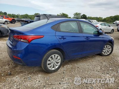 Trzecie zdjęcie samochodu z tyłu: 2022 HYUNDAI ACCENT SE VIN:3KPC24A6XNE171046 - miniatura