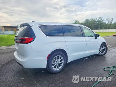 Trzecie zdjęcie samochodu z tyłu: 2026 CHRYSLER PACIFICA LIMITED VIN:2C4RC1GG9TR263072 - miniatura