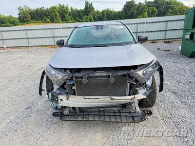 Piąte zdjęcie samochodu w środku: 2021 TOYOTA RAV4 LE VIN:2T3H1RFVXMC152040 - miniatura