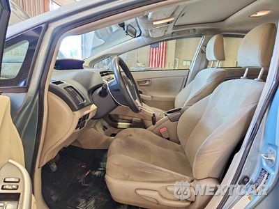 Zdjęcie 7 z 12 samochodu: 2013 TOYOTA PRIUS THREE VIN:JTDKN3DU6D1690345 - miniatura