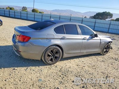 Trzecie zdjęcie samochodu z tyłu: 2012 BMW 528 I VIN:WBAXG5C5XCDW85472 - miniatura