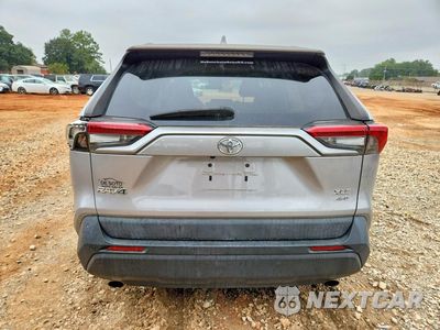 Zdjęcie 6 z 14 samochodu: 2019 TOYOTA RAV4 XLE VIN:2T3P1RFV9KC040435 - miniatura