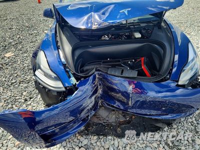 Zdjęcie 11 z 12 samochodu: 2023 TESLA MODEL 3 VIN:5YJ3E1EA1PF581154 - miniatura