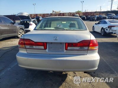 Zdjęcie 6 z 12 samochodu: 2001 HONDA ACCORD VALUE VIN:1HGCF86671A095806 - miniatura